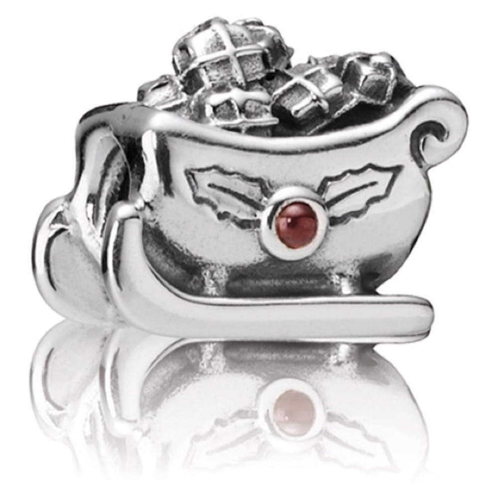 PANDORA charm